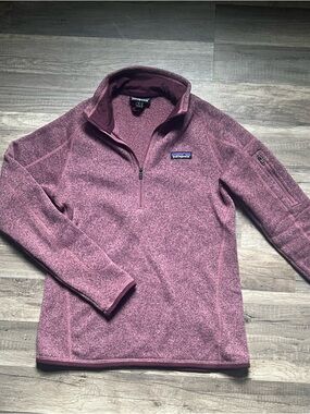 Patagonia Women's Heathered Plum Half-Zip Fleece